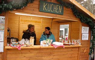 tierische-weihnacht-tierschutzliga-dorf-kuchen Tierische Weihnacht im Tierschutzliga-Dorf